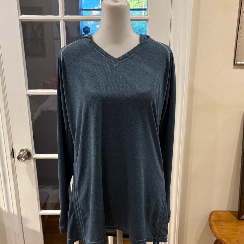 Kuhl Heathered Blue Long Sleeve Pullover with Hood. Size XL